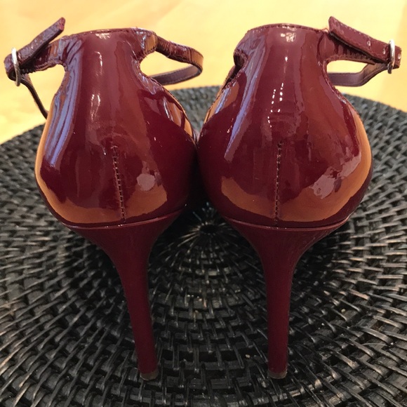NEW RALPH LAUREN Sz8.5B Patent PUMPS - Picture 6 of 7